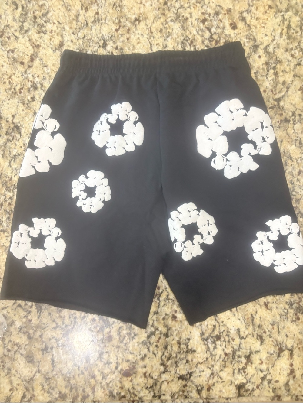 Denim Tears Black Shorts – Size Small
 Men’s Shorts - Picture 3 of 4